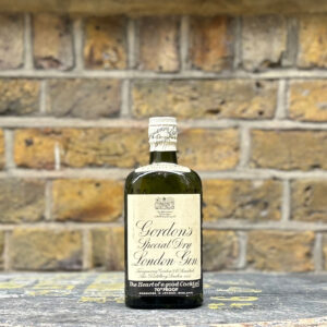 Gordons-Special-Dry-London-Gin-1950s-Spring-Cap